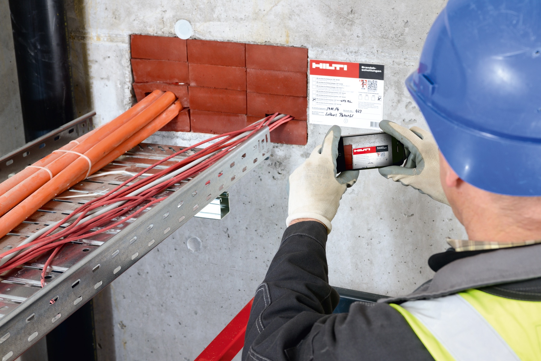 Герметизация кабельных проходок через стены