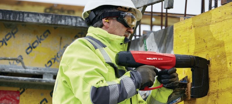 DX 5-MX powder-actuated tool Digitally enabled, fully automatic, high-productivity and versatile powder actuated tool for fastening collated nails Applications 1