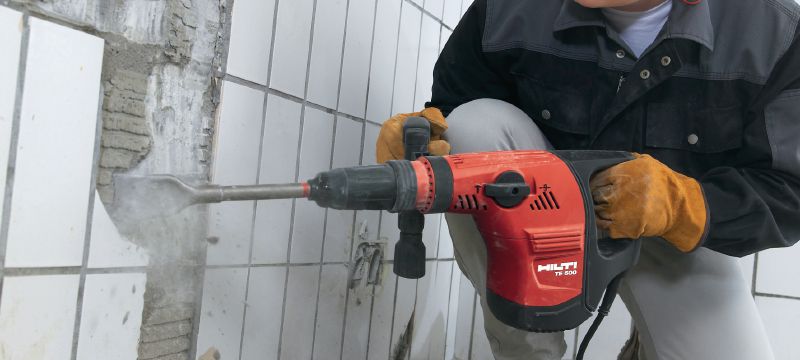 TE 500 SDS Max demolition hammer Versatile SDS Max (TE-Y) demolition hammer for light-duty chiselling in concrete and masonry Applications 1