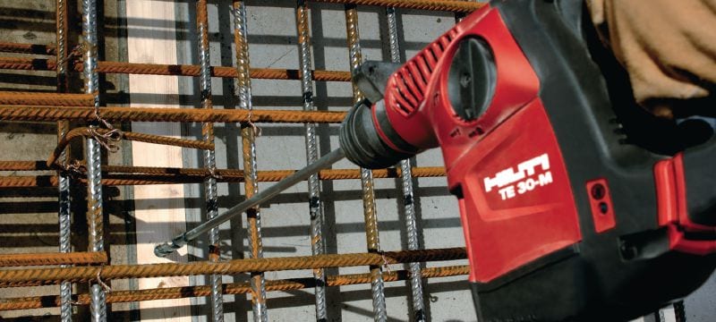 TE 30-M AVR Rotary hammer Powerful SDS Plus (TE-C) rotary hammer for heavy-duty concrete drilling and corrective chiselling, with Active Vibration Reduction (AVR) Applications 1